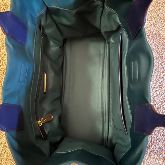 Tory Burch Green and Black Tote Bag - Picture 6 of 11